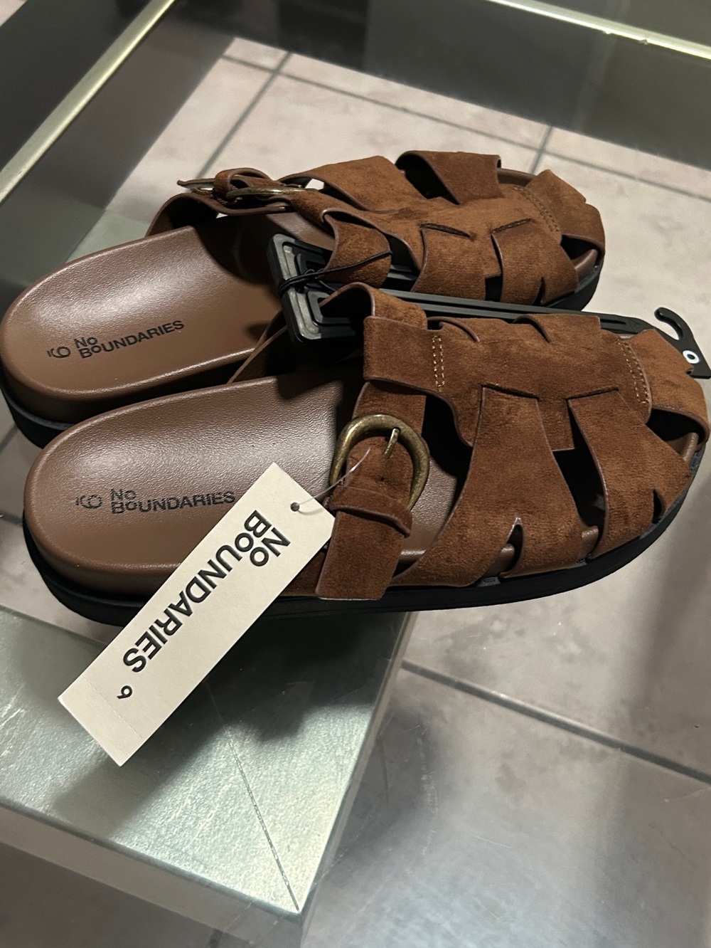 No Boundaries Brown Fisherman Cage Sandals Size 9 NWT Boho Buckle Flats